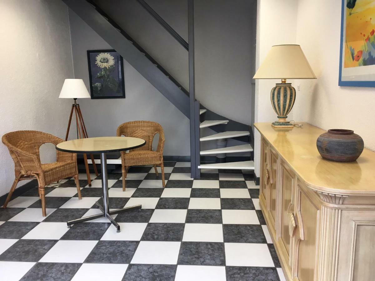 Le Clemenceau Appartamento Péronne Esterno foto